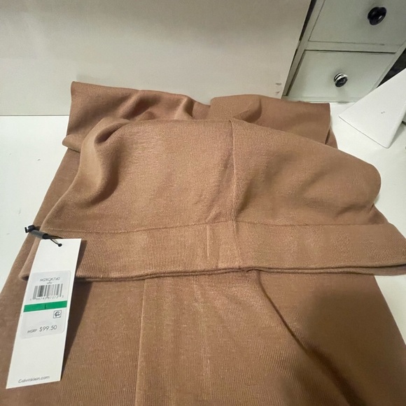 Calvin Klein The most stylish pants ever. New with tag - Picture 4 of 15